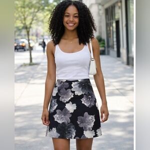 Calvin Klein Floral Mini Skirt Lined Women's Size 10 Petite